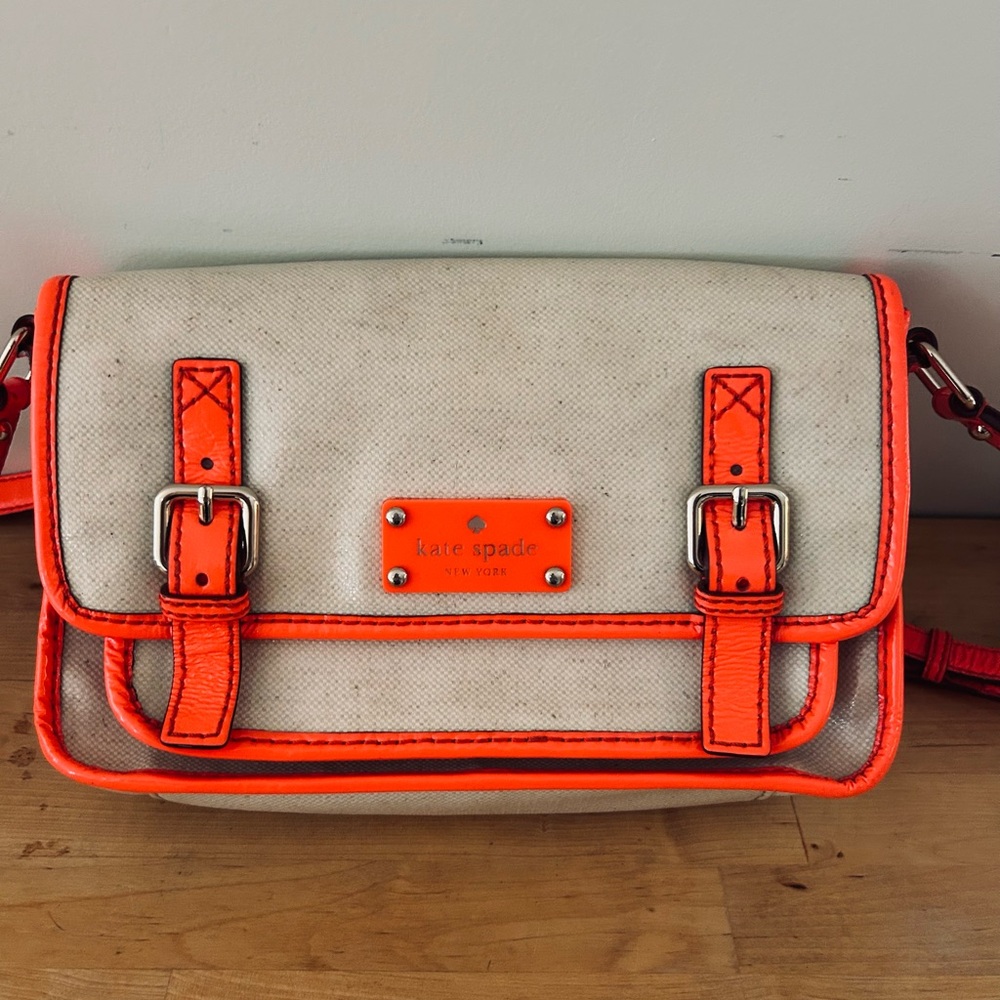 Kate Spade Horseshoe Cove Scout Cream Neon Coral Purse/Crossbody/Shoulder Bag